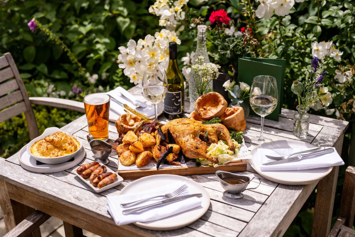 Sunday lunch at The Wheatsheaf Inn